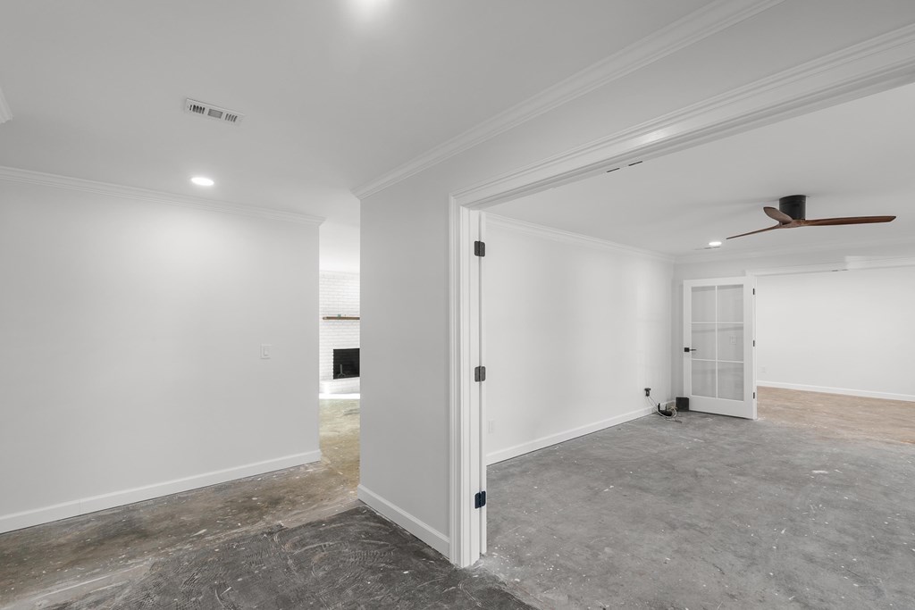 1107 Deerpath Rd