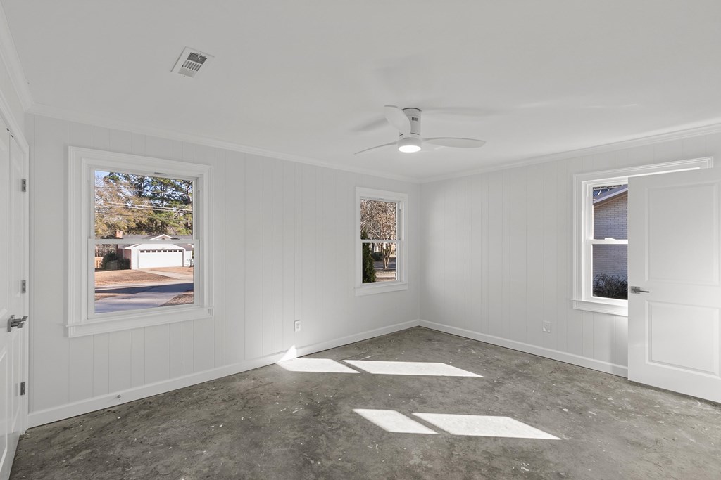 1107 Deerpath Rd