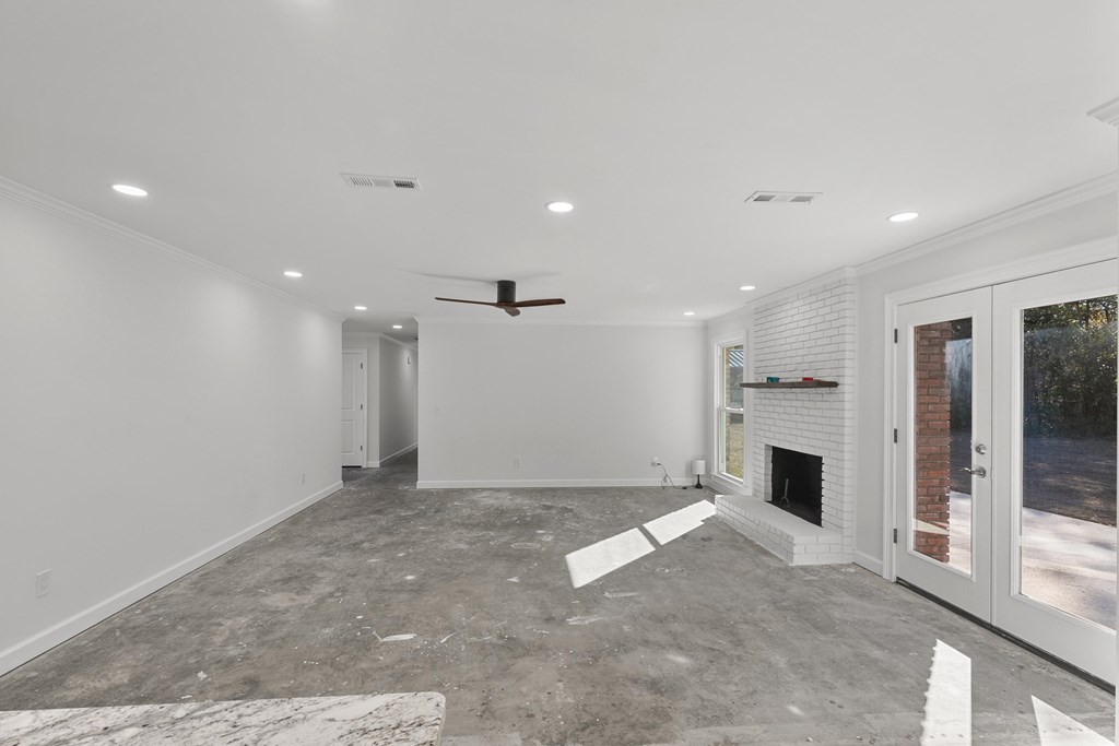 1107 Deerpath Rd