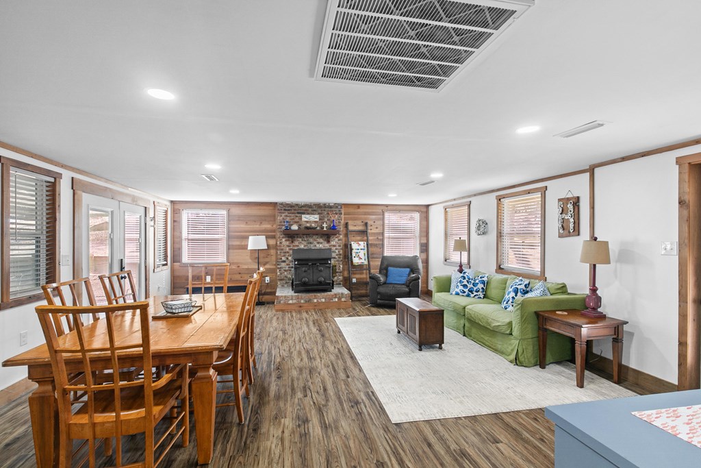 491 S Santa Barbara Drive