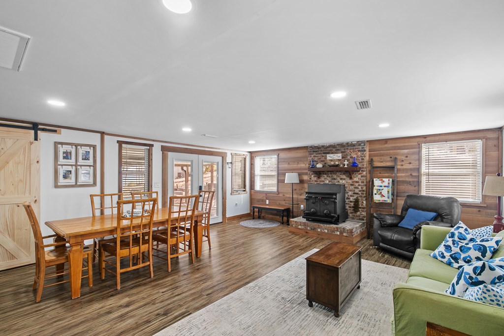 491 S Santa Barbara Drive