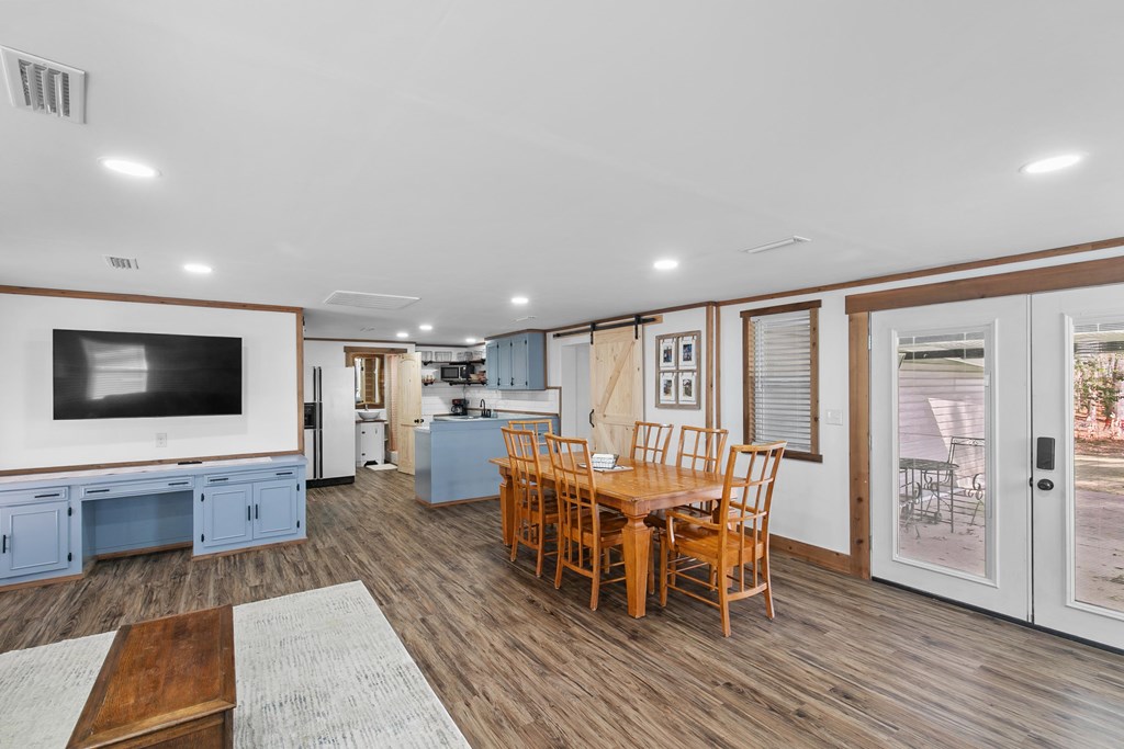 491 S Santa Barbara Drive