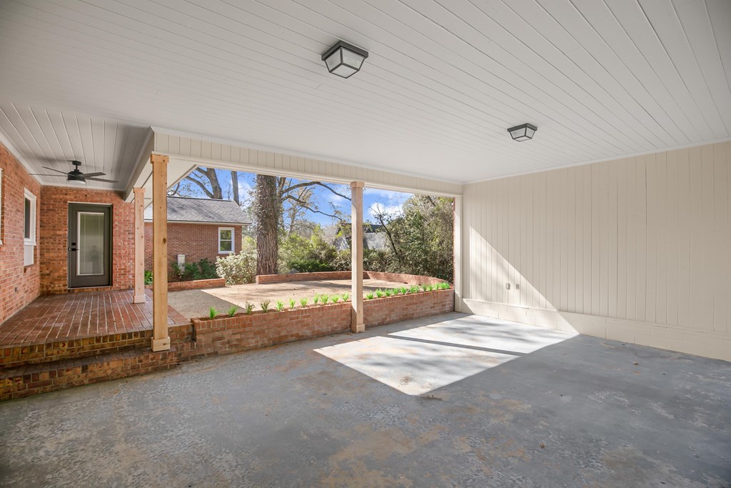 3109 Mockingbird Lane