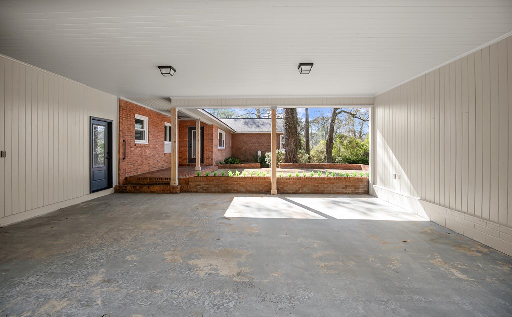 3109 Mockingbird Lane