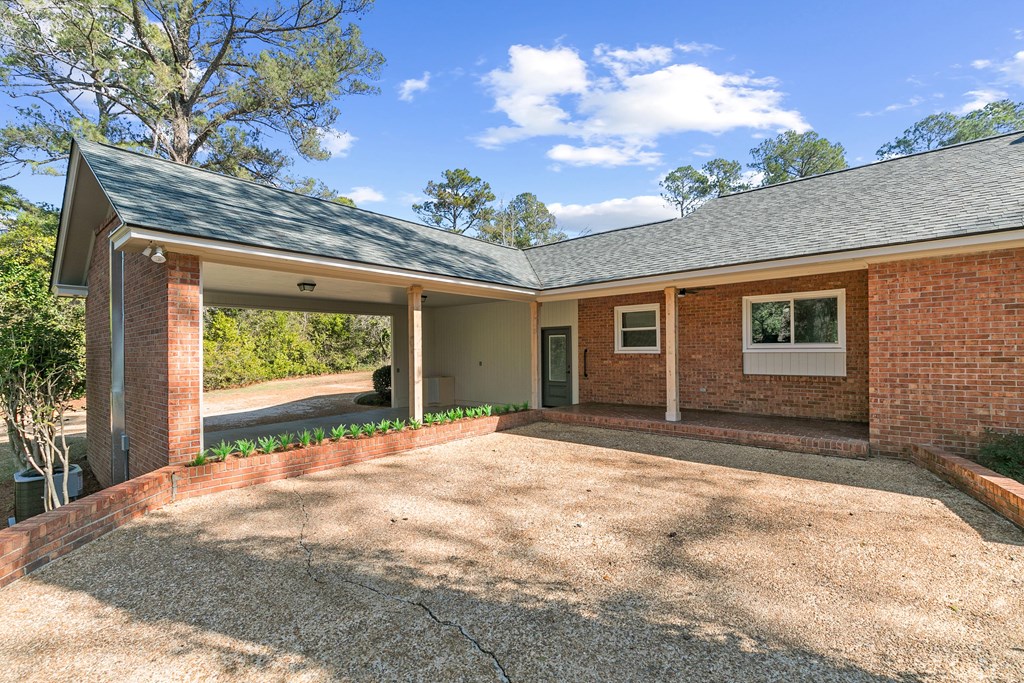 3109 Mockingbird Lane