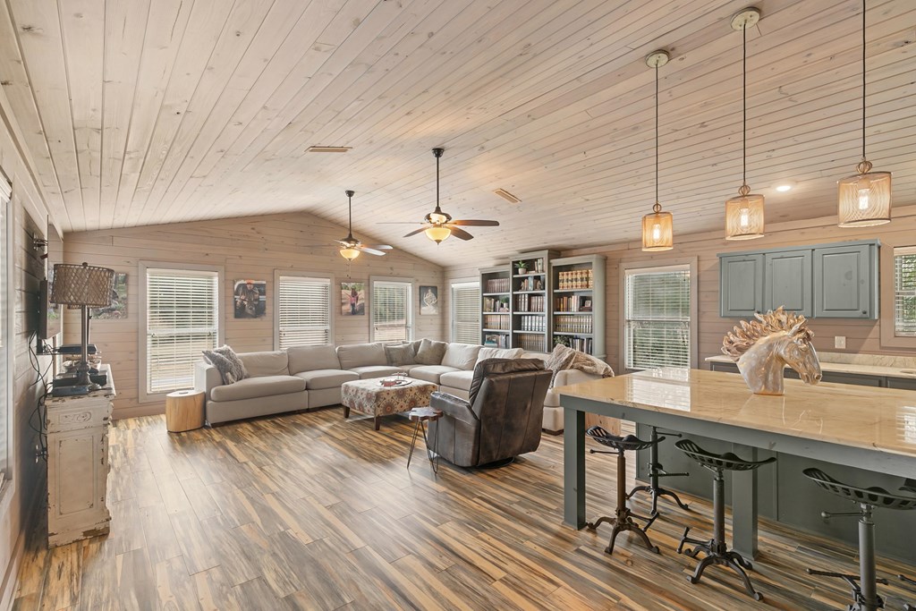 11784 S Us Highway 231