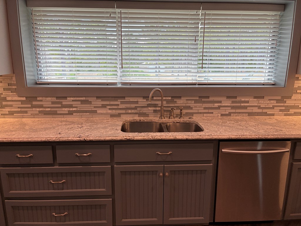 300 E County Rd 32 E