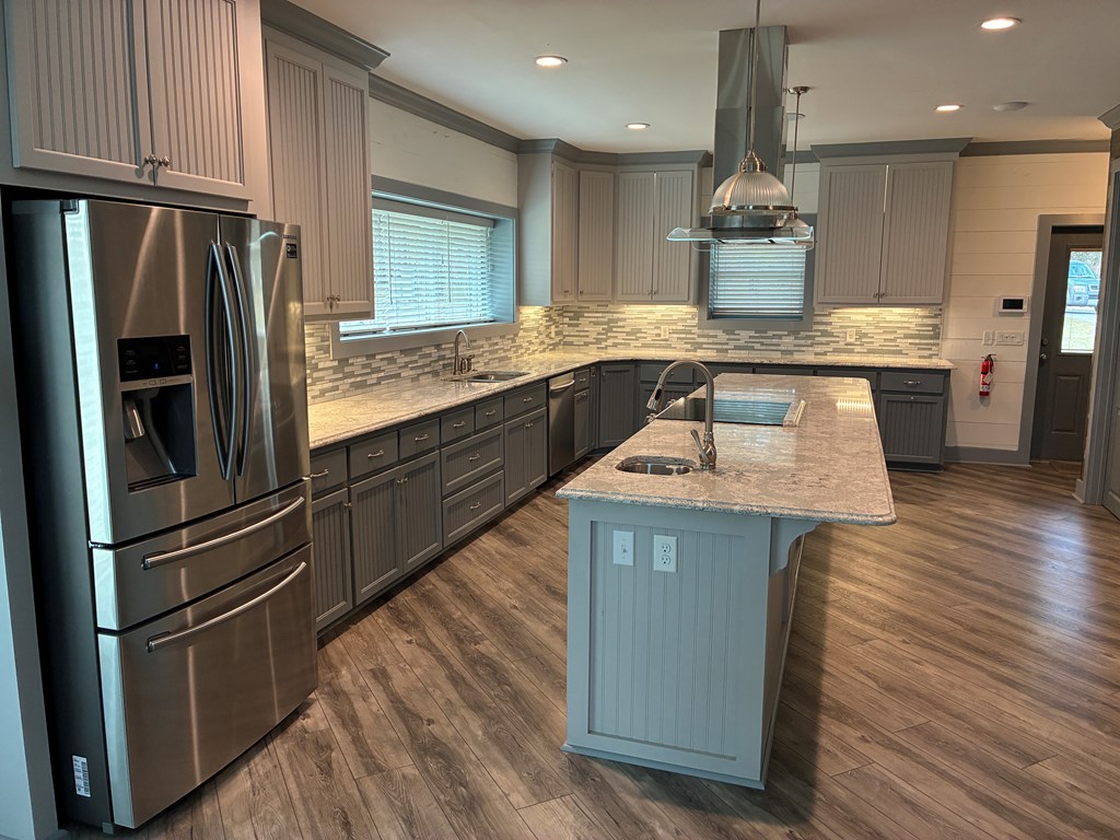 300 E County Rd 32 E