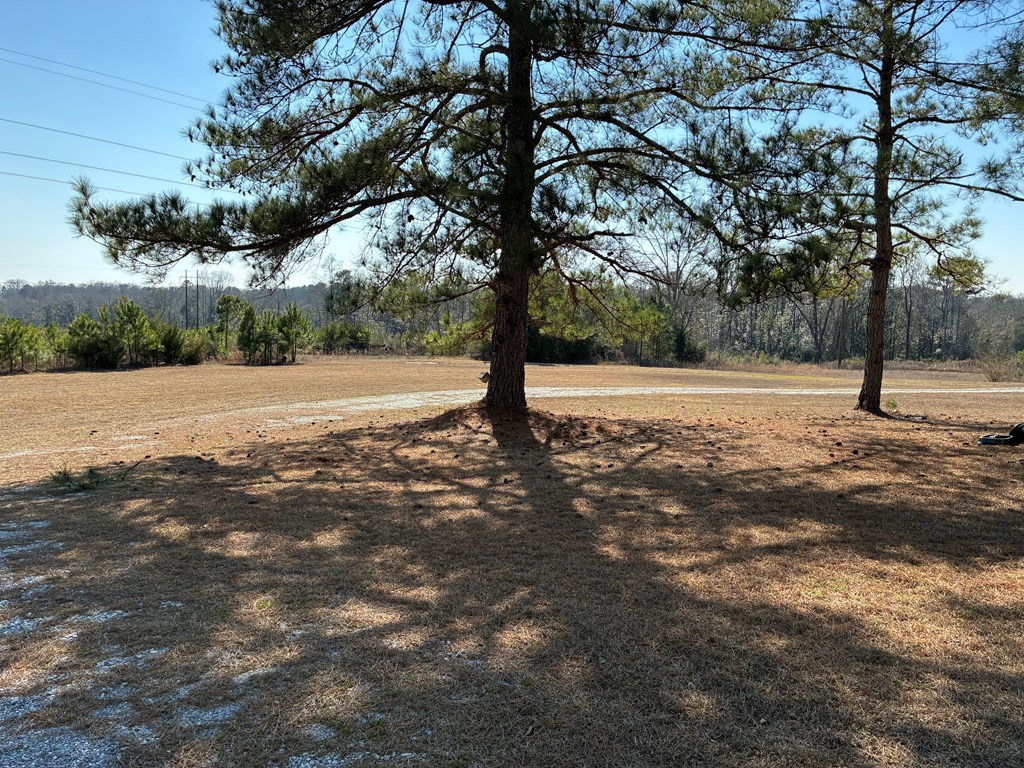 300 E County Rd 32 E
