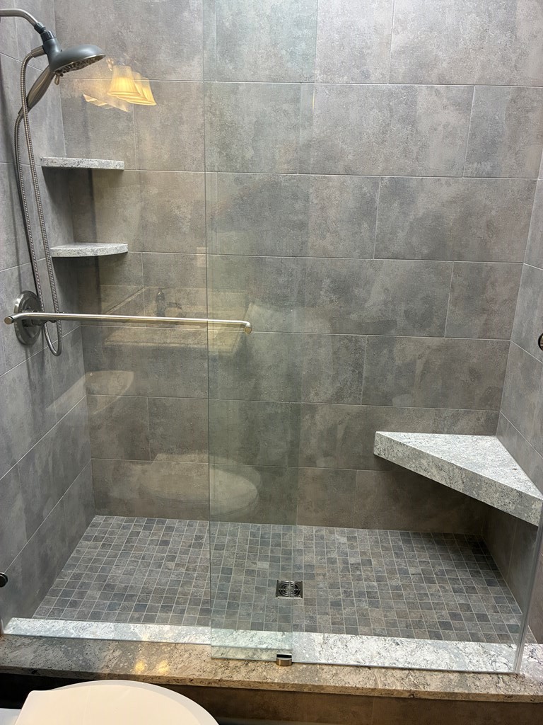 300 E County Rd 32 E