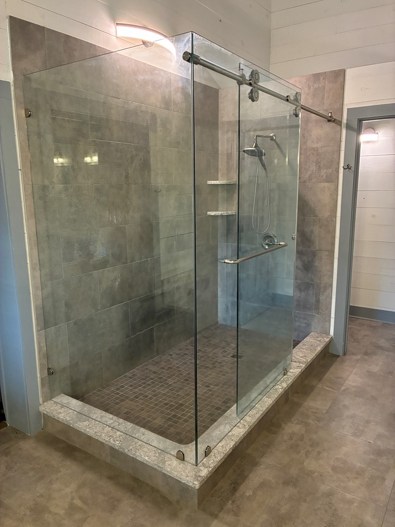 300 E County Rd 32 E