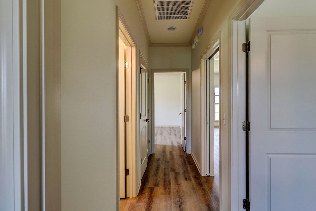 201 Courtland Dr.