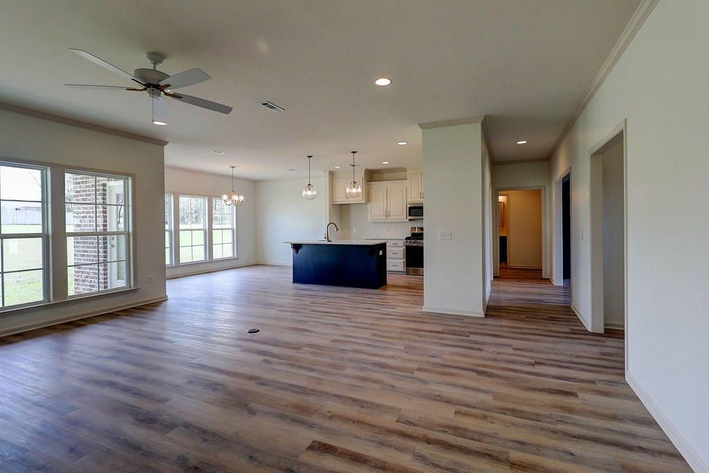 201 Courtland Dr.