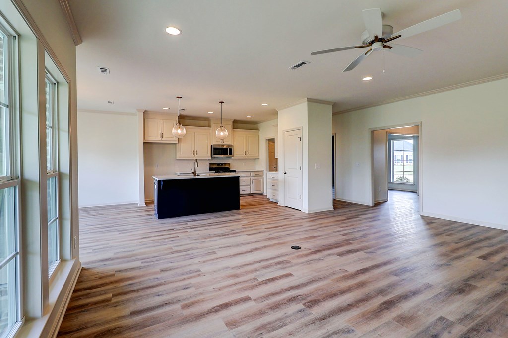 201 Courtland Dr.