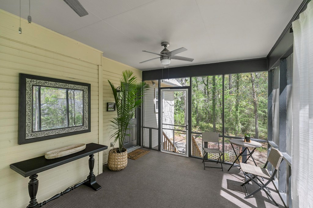 619 Farrah Circle