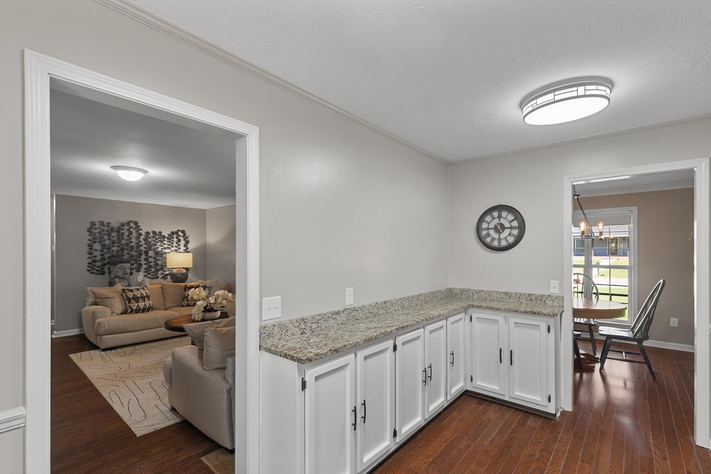 619 Farrah Circle