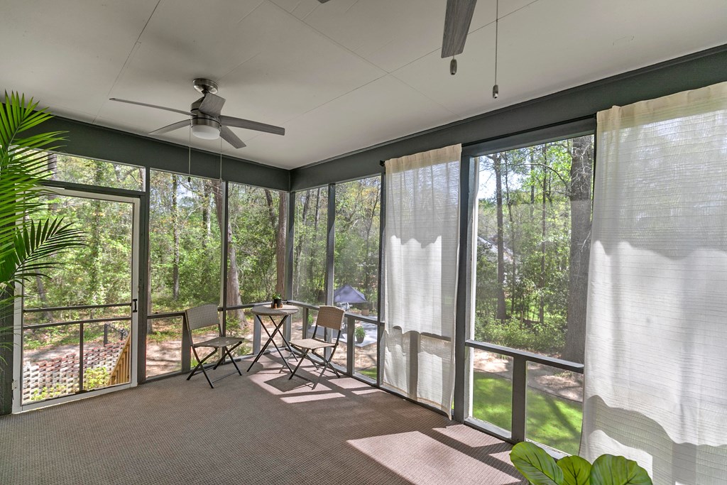 619 Farrah Circle
