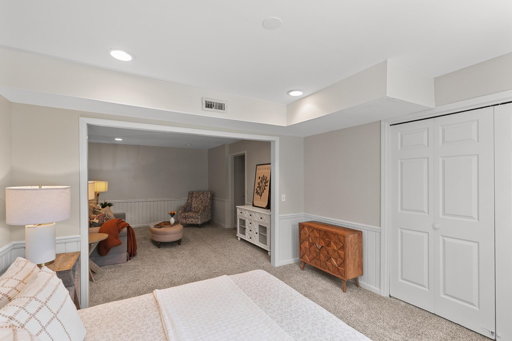 619 Farrah Circle