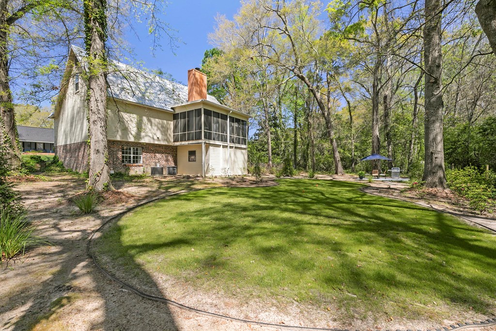 619 Farrah Circle