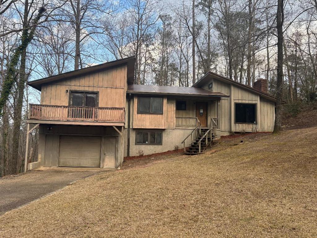 100 Ridgewood Lane
