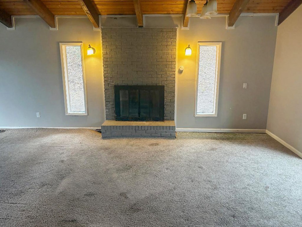 100 Ridgewood Lane