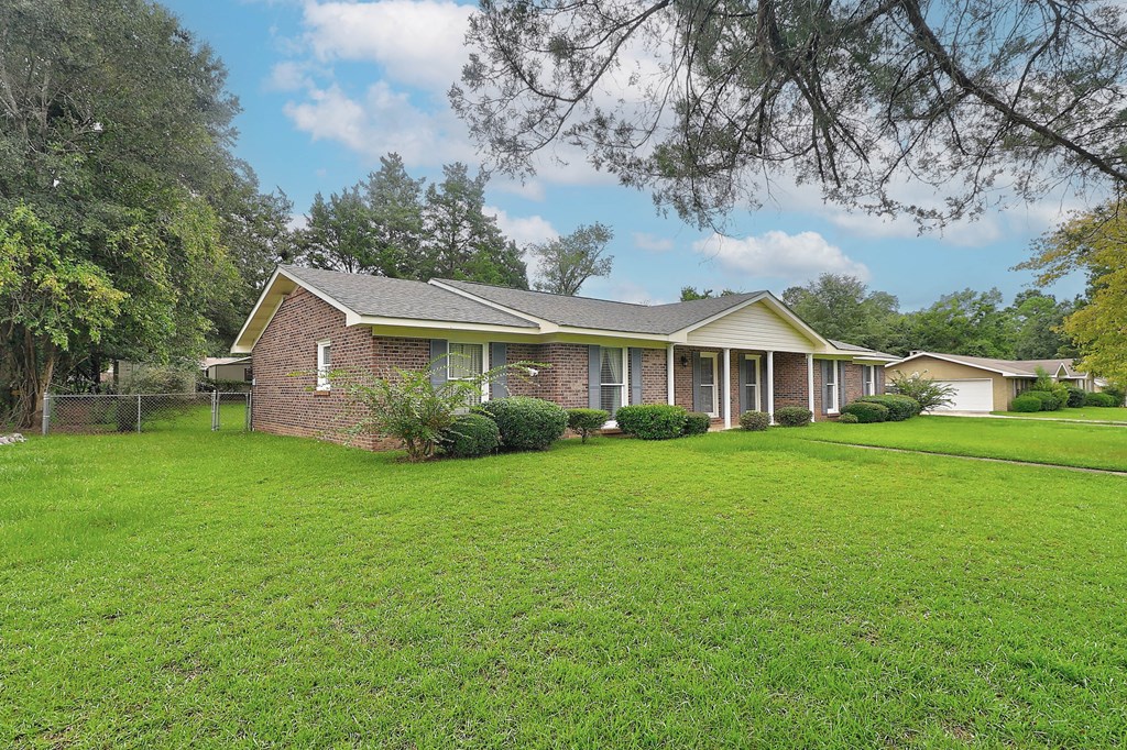 3208 Tennyson Dr.
