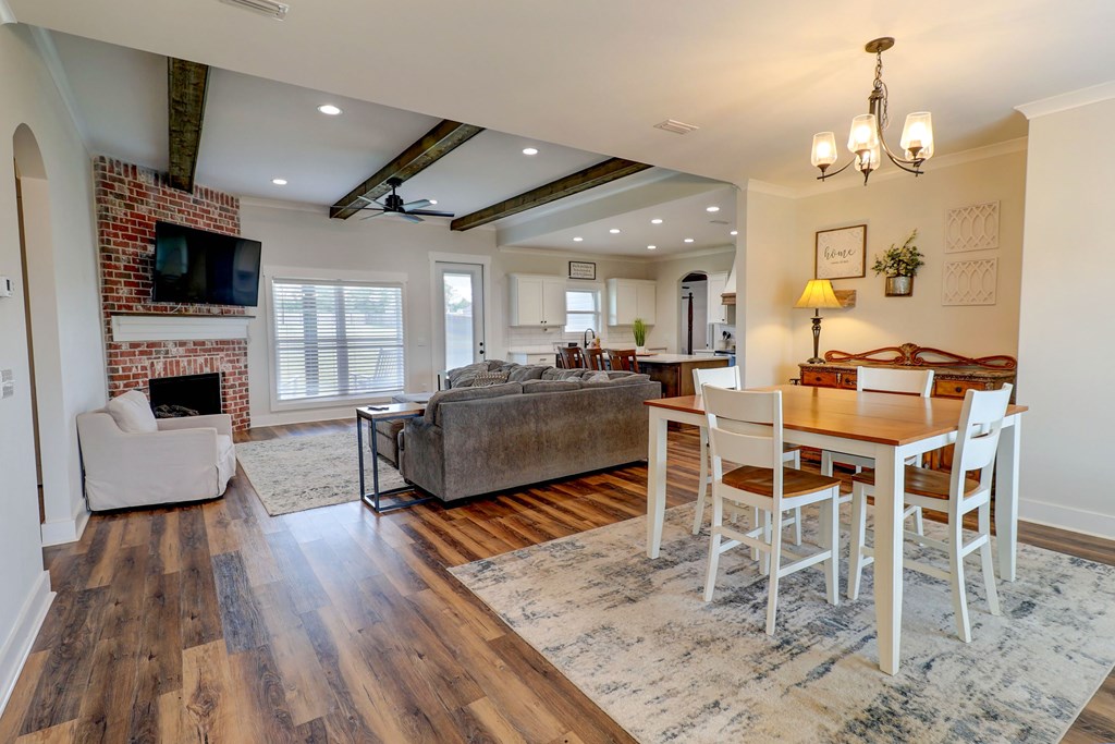 2236 County Road 712