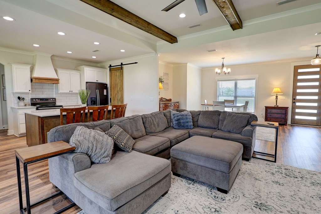 2236 County Road 712