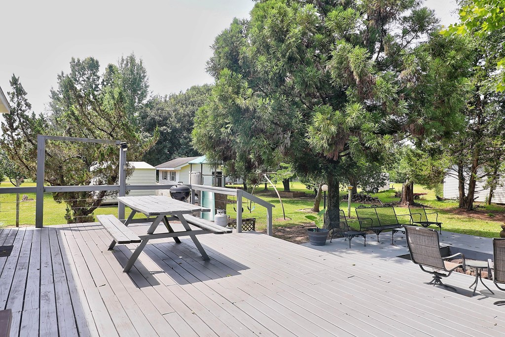 100 Willow Oaks Drive