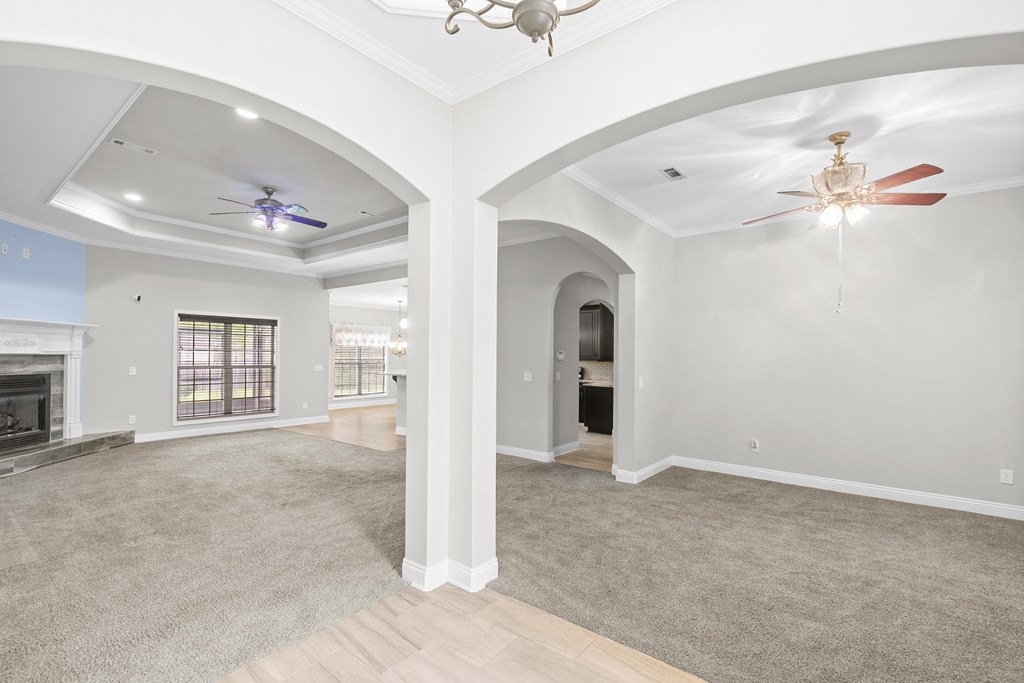 217 Glen Oaks