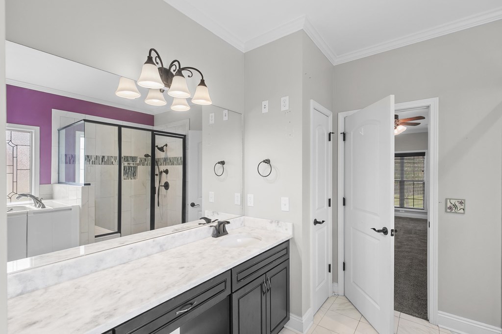 217 Glen Oaks