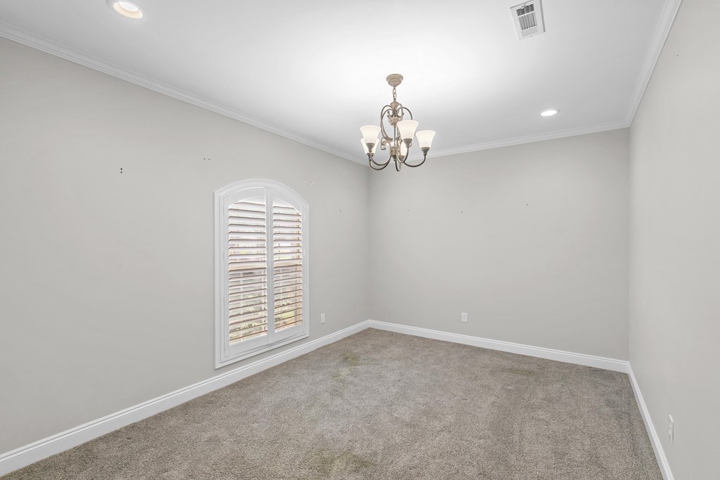 217 Glen Oaks