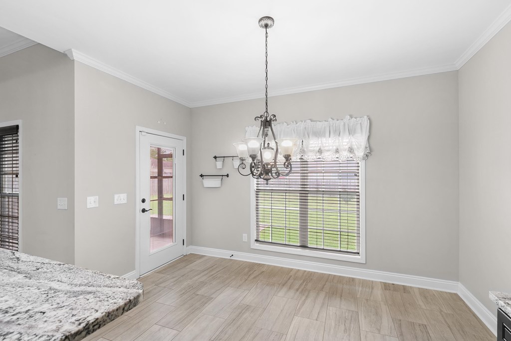 217 Glen Oaks