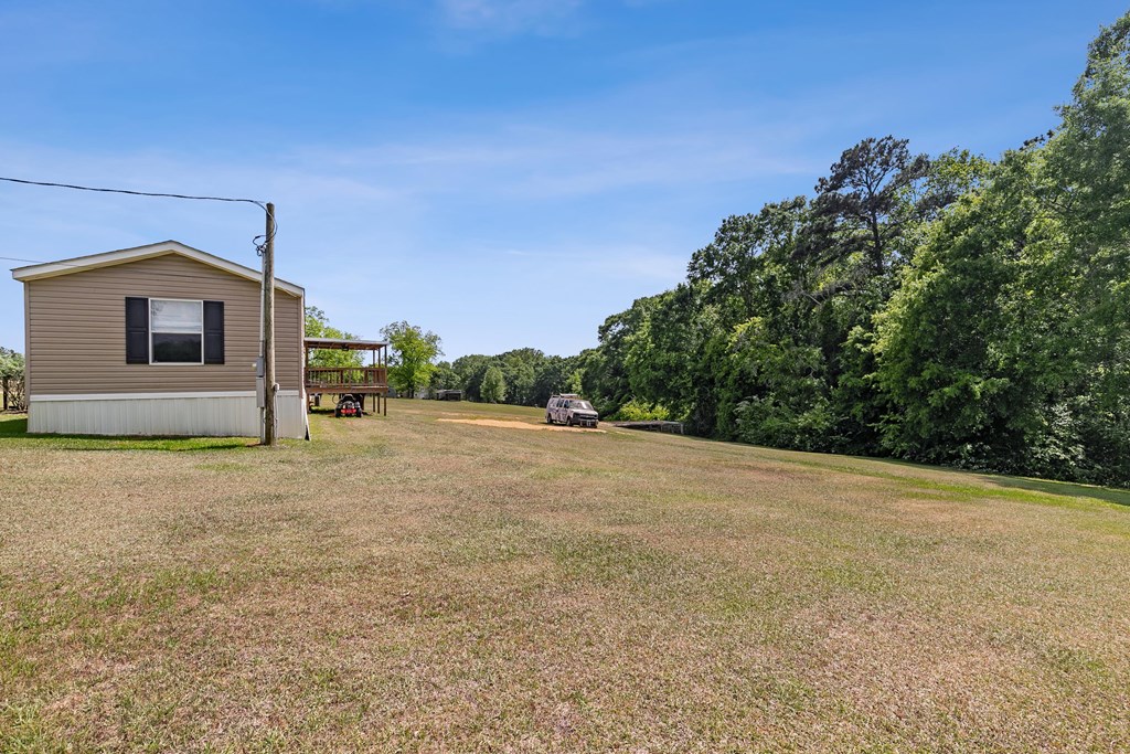 1048 Hubbard Road