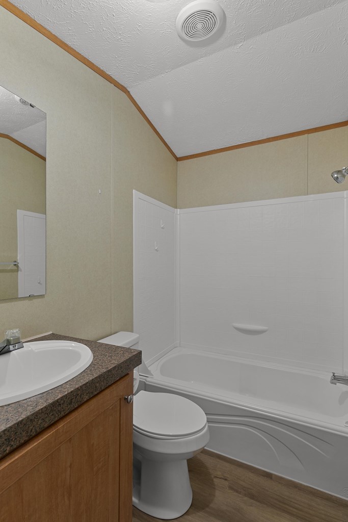 1048 Hubbard Road