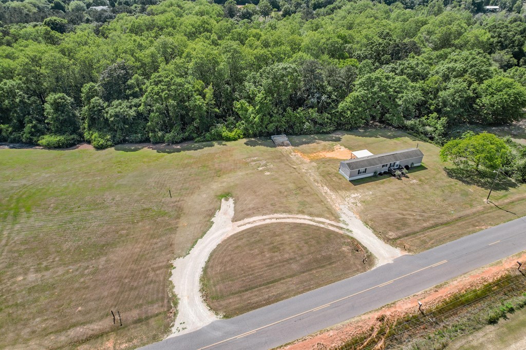 1048 Hubbard Road