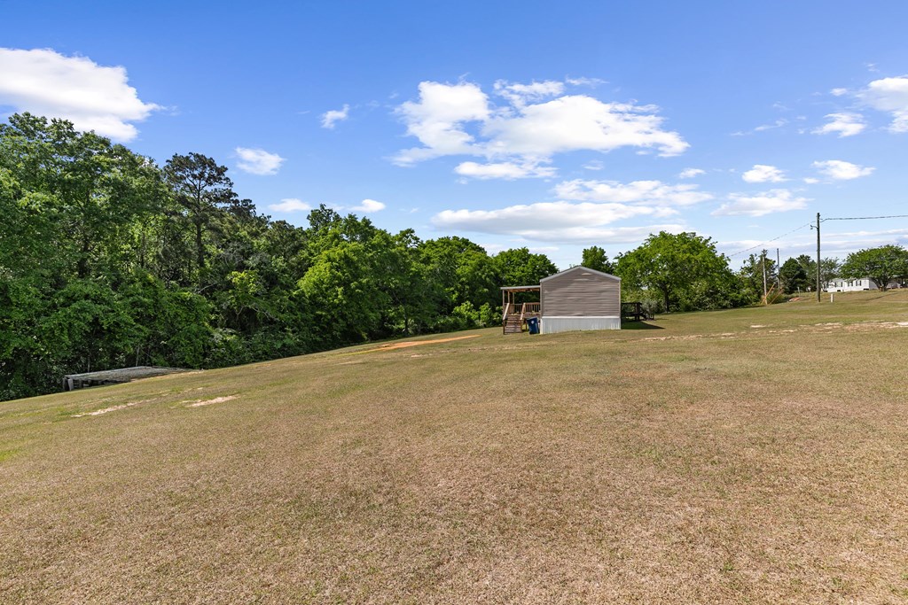 1048 Hubbard Road