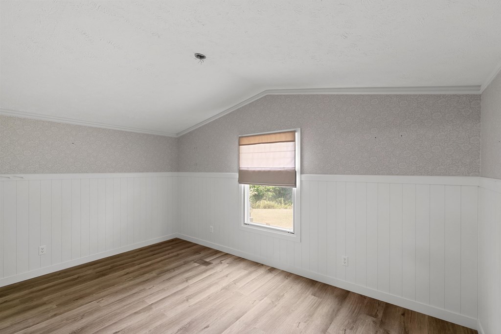 1048 Hubbard Road