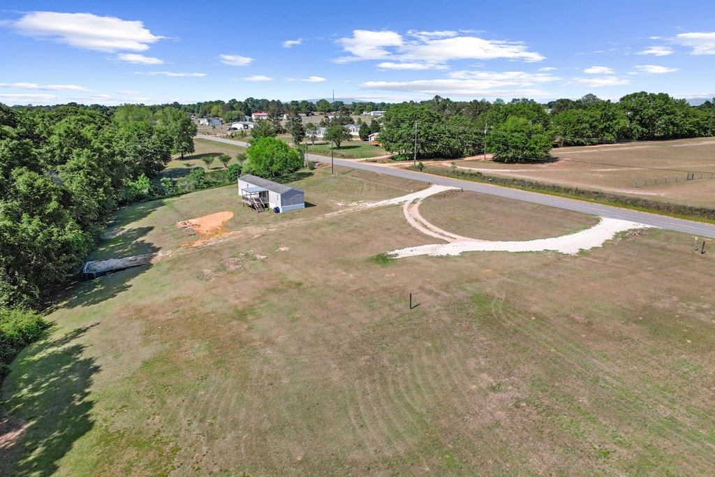 1048 Hubbard Road