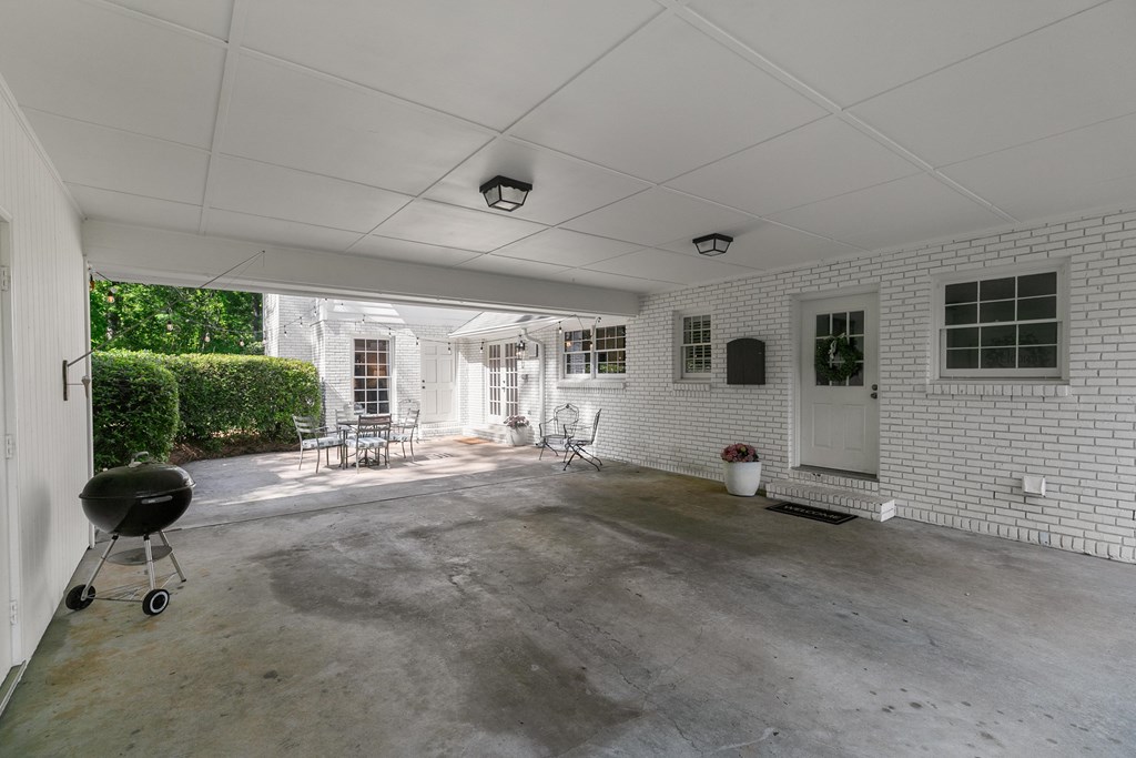103 Spring Valley Court