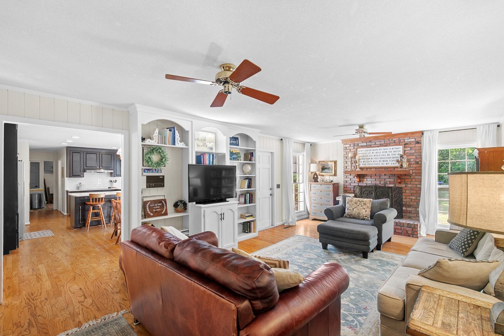 103 Spring Valley Court