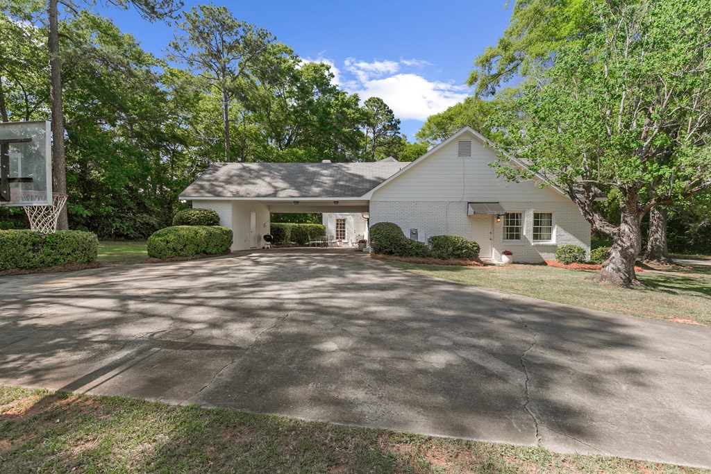 103 Spring Valley Court