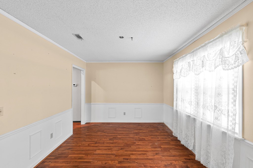 619 Chapelwood Dr