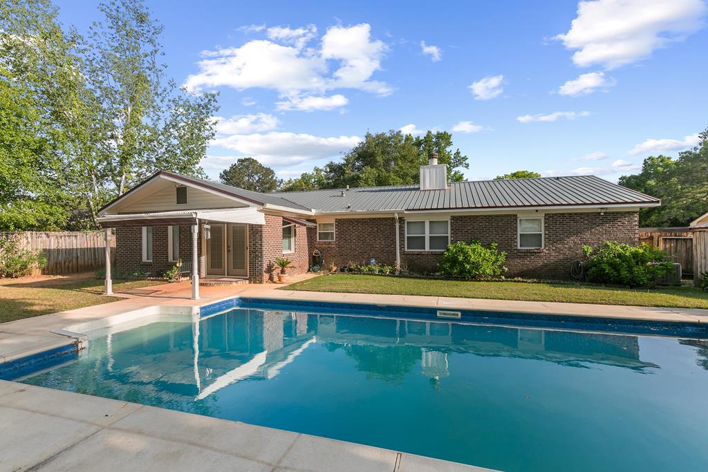 619 Chapelwood Dr