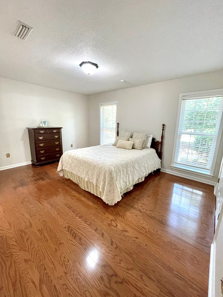1603 Montcliff Drive