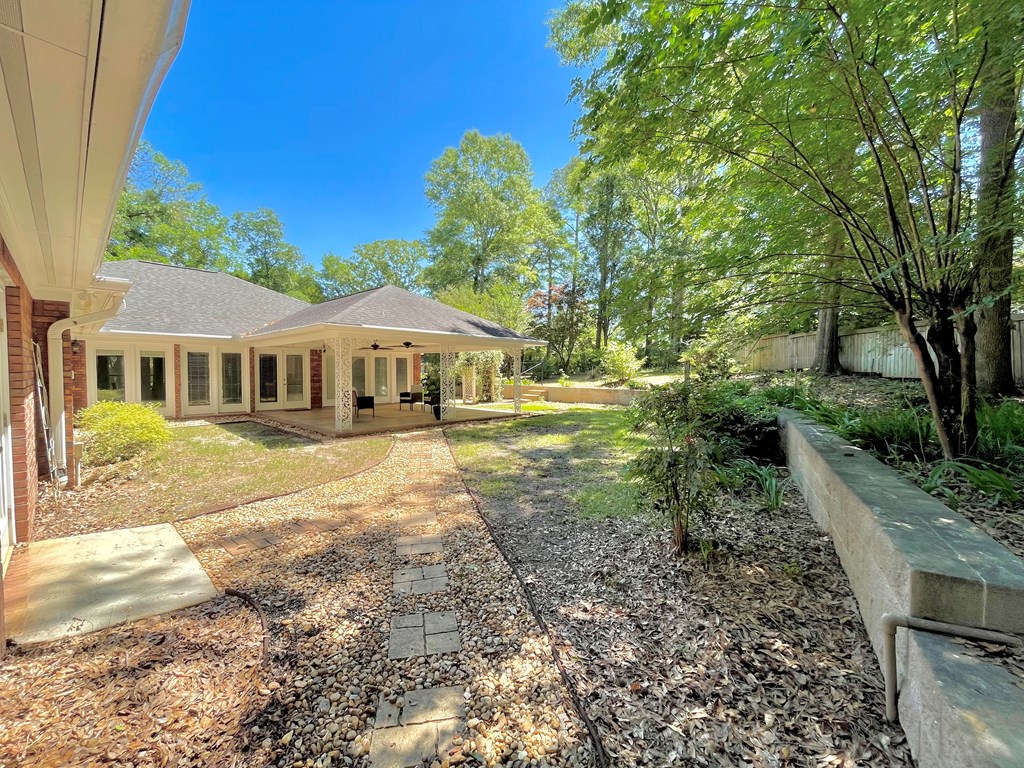 1603 Montcliff Drive