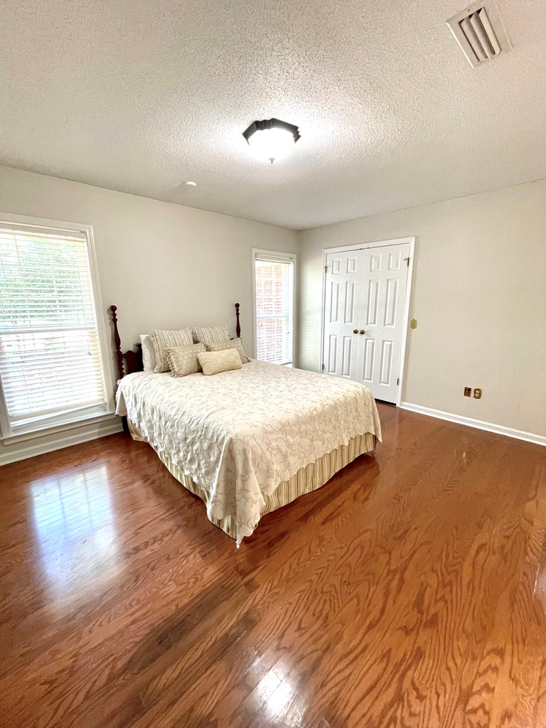 1603 Montcliff Drive