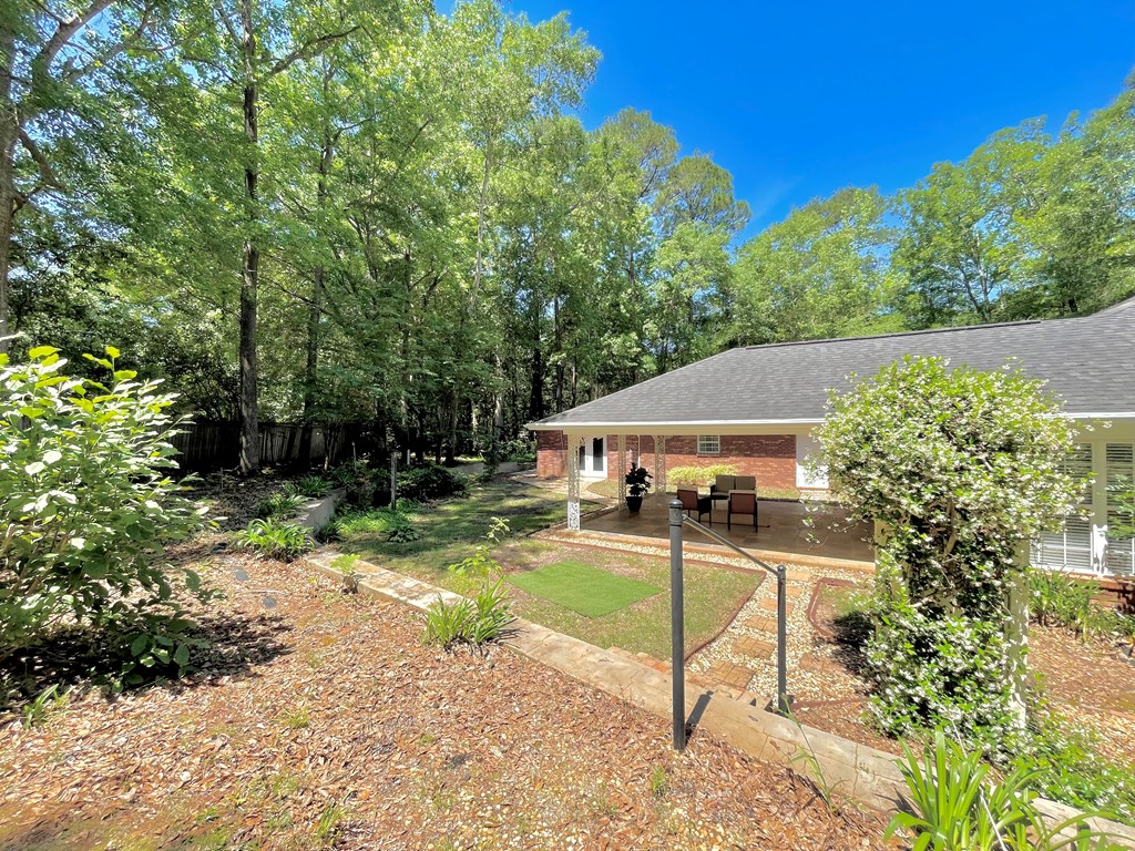1603 Montcliff Drive