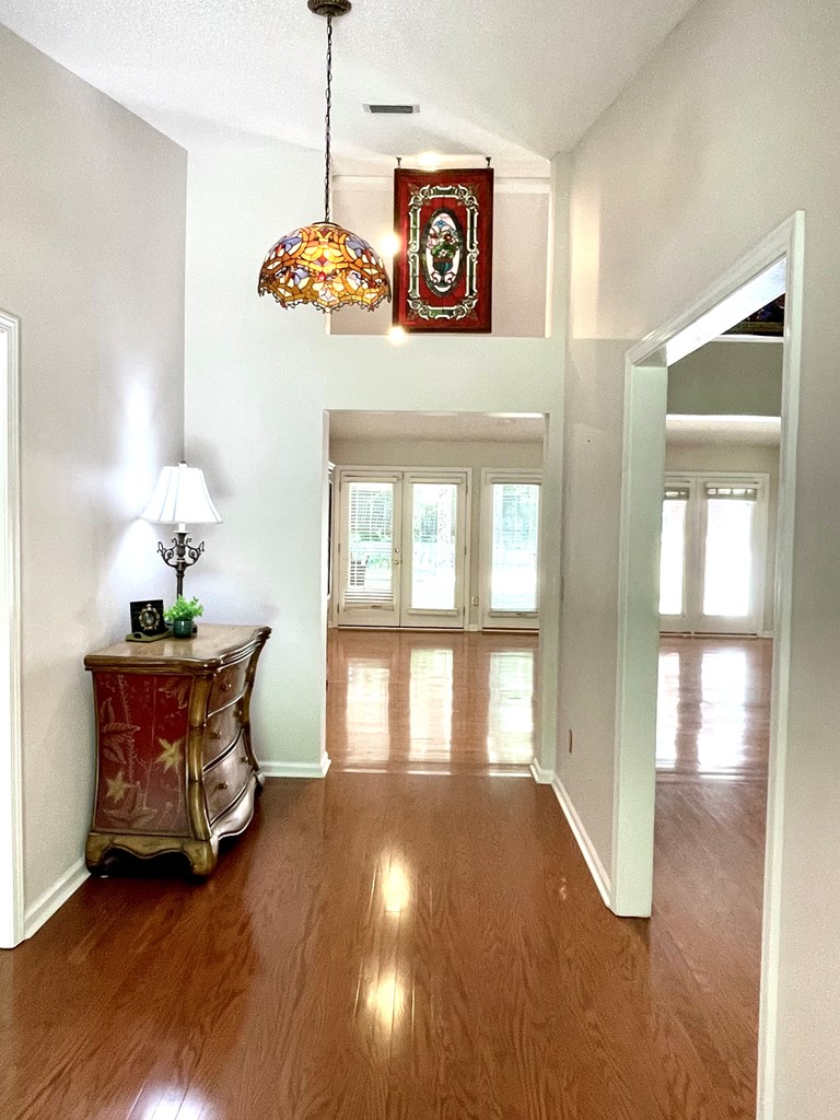 1603 Montcliff Drive