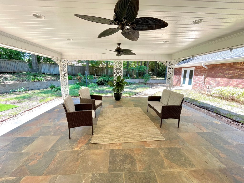 1603 Montcliff Drive